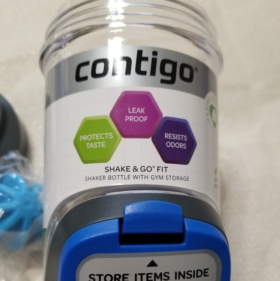 Contigo's Shake & Go Fit shaker bottle with gym storage, 24 ounces - Picture 7 of 10